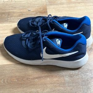 Mens Nike Sneakers Navy size 11